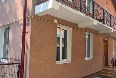 Casă cu 4 camere decomandat în Ultracentral - 4