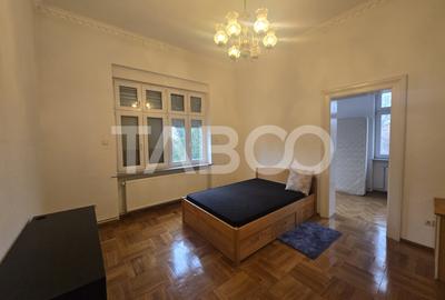 Apartament cu 3 camere semidecomandat, mobilat în Central - 2