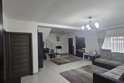 Casă cu 4 camere în Central - 3
