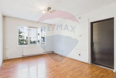Apartament cu 2 camere decomandat în Crângași - 1