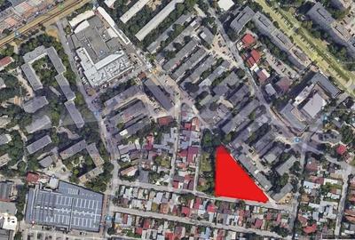 Teren de 1500 mp, în Rahova