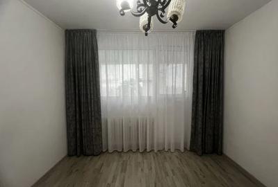 Apartament cu 3 camere decomandat, mobilat în Pantelimon