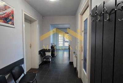 Apartament cu 4 camere decomandat, mobilat în Central - 9