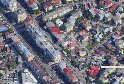 Apartament cu 4 camere decomandat, mobilat în Central