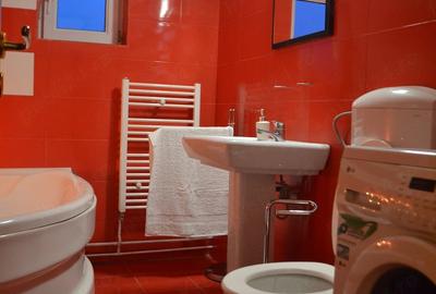 Apartament cu 2 camere decomandat în Lidia