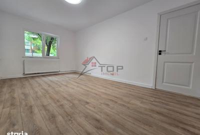 Apartament cu 3 camere decomandat în Dacia