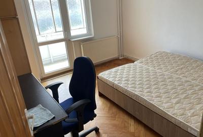 Apartament cu 3 camere decomandat în Dosu Bricii - 2