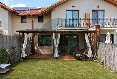 Duplex cu 3 camere cu Canalizare în Sânpetru - 1