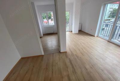 Apartament cu 2 camere semidecomandat în Dâmbovița