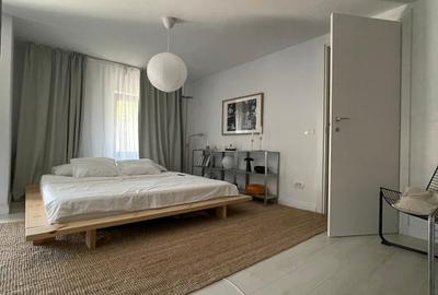 Apartament cu 2 camere semidecomandat în Colentina