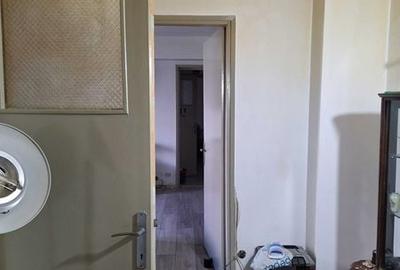 Apartament cu 2 camere semidecomandat în Titan