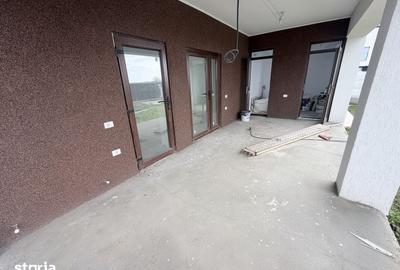 Casă cu 5 camere cu Teren 492 Mp în Glina - 20