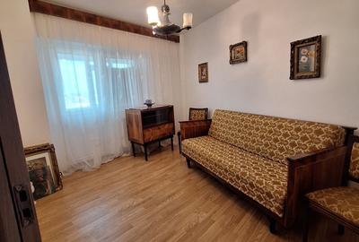 Apartament cu 2 camere decomandat în Central - 2