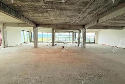 Spațiu comercial, de 1,230 mp, în Aeroport - 11