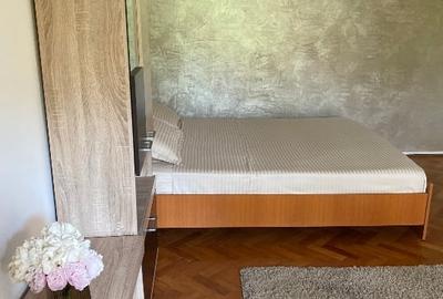 Apartament cu 2 camere decomandat, mobilat în Tomis Nord