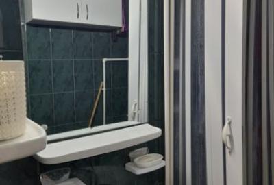 Apartament cu 3 camere semidecomandat în 1 Mai - 1