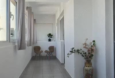 Apartament cu 4 camere semidecomandat în Iancului