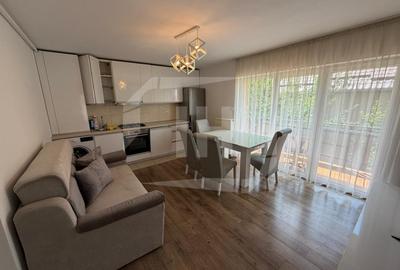 Apartament cu 3 camere semidecomandat, mobilat în Zorilor