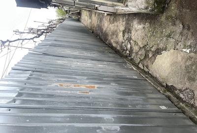 Casă cu Teren 190 Mp în Central - 2