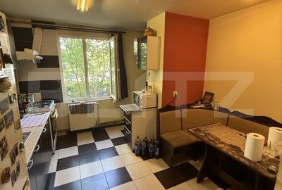 Apartament cu 3 camere decomandat, mobilat în Craiter - 4