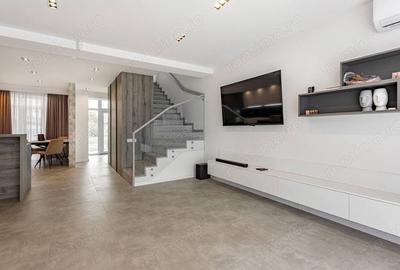 Casă cu 4 camere cu Teren 350 Mp în Girocului - 2