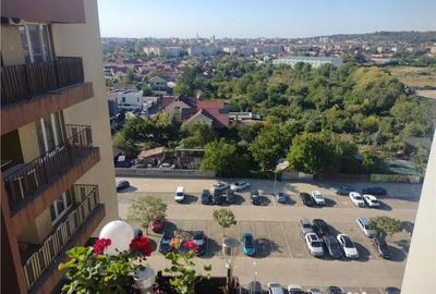 Apartament cu 3 camere decomandat în Nufărul - 1