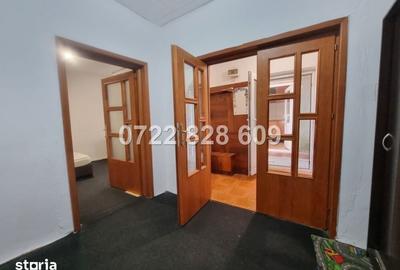 Casă cu 4 camere cu Teren 188 Mp în Rahova
