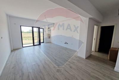 Apartament cu 2 camere semidecomandat în Băneasa