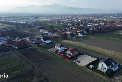 Teren de 910 mp, în Stupini - 10