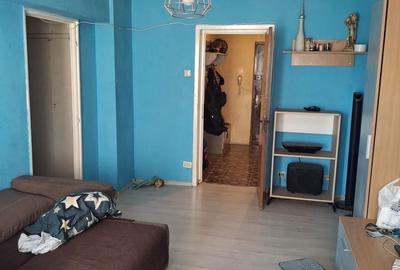Apartament cu 2 camere semidecomandat în Titan - 2