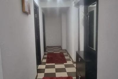 Apartament cu 3 camere decomandat în Cet - 8