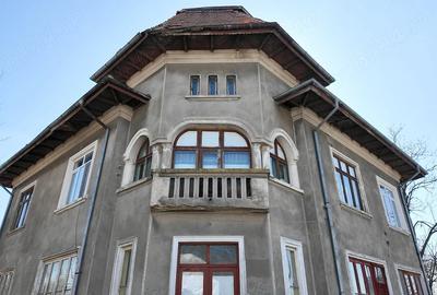 Casă cu Teren 548 Mp în Giulești