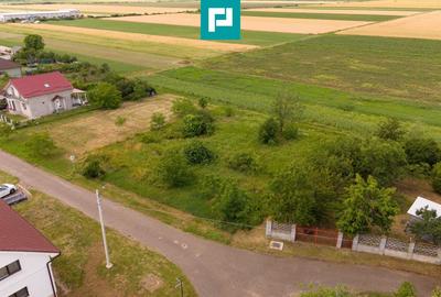 Teren Construcții intravilan de 602 mp, în Cicir - 1