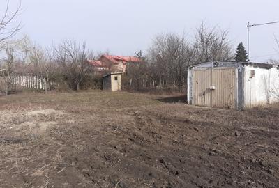 Teren de 816 mp, în Movilița