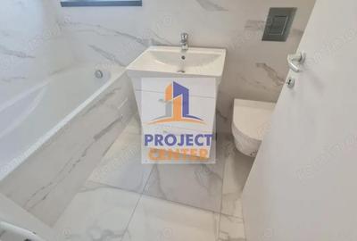 Casă cu 7 camere cu Teren 430 Mp în Micești - 10