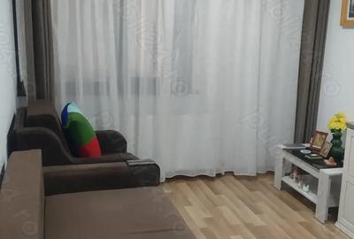 Garsonieră decomandată, mobilată în Sânpetru - 2