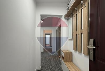 Apartament cu 3 camere decomandat în Independenței
