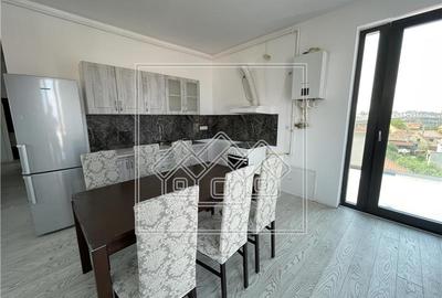 Apartament cu 3 camere nedecomandat în Exterior Vest