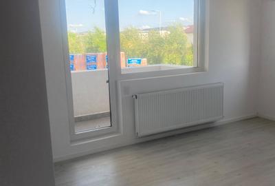 Apartament cu 3 camere decomandat în Chiajna