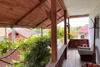 Casă cu 3 camere în Vaideeni - 1