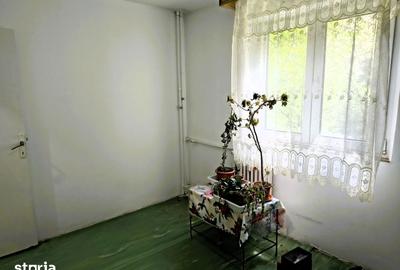Apartament cu 2 camere semidecomandat în Berceni