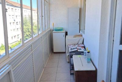 Apartament cu 2 camere decomandat în Calea Dumbrăvii - 6