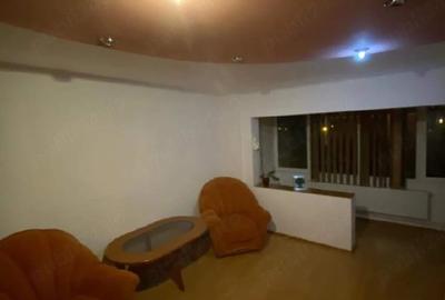 Apartament cu 2 camere decomandat în Steaua - 1