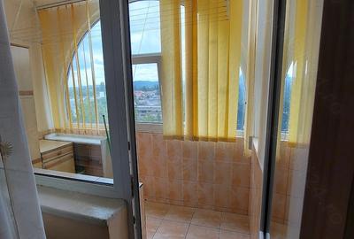 Garsonieră decomandată în Gară - 8