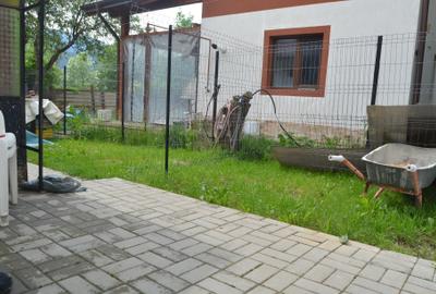 Casă individuală cu 3 camere cu Canalizare în Bușteni - 10