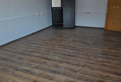 Apartament cu 2 camere decomandat în Națiunile Unite - 9