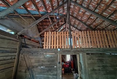 Casă cu 4 camere cu Teren 268 Mp în Boiu - 18