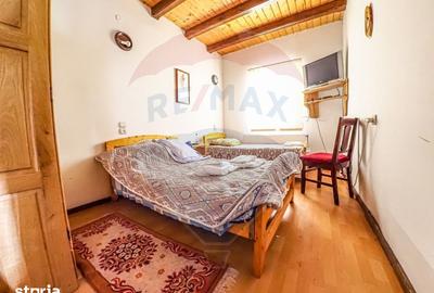 Casă cu Teren 10330 Mp în Câmpulung Moldovenesc