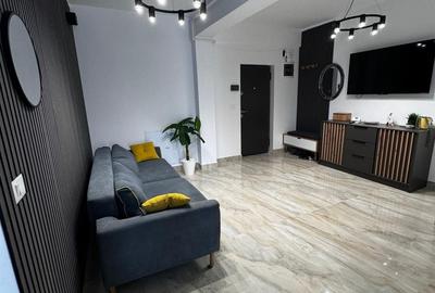 Apartament cu 3 camere în Calea București
