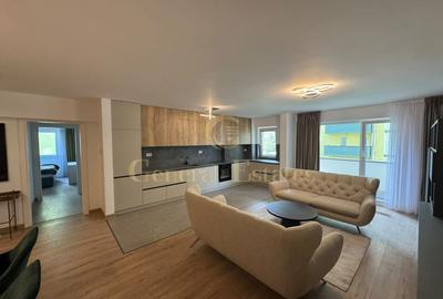 Apartament cu 3 camere în Tractorul